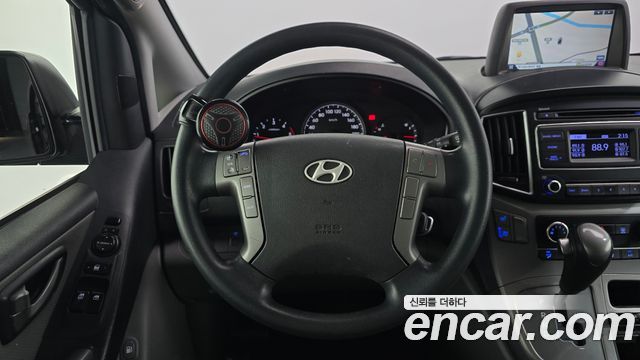 Hyundai Grand Starex 5-Seater VAN Modern 2017 — фото 15