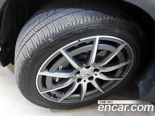 Mercedes-Benz GLA-Class (H247) GLA45 AMG 4MATIC+ 2021 — фото 23