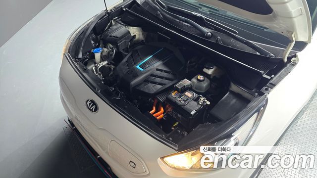 Kia Niro EV Prestige 2020 — фото 6