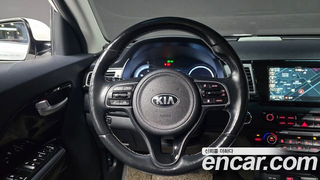 Kia Niro EV Prestige 2020 — фото 17