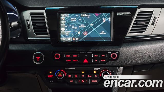 Kia Niro EV Prestige 2020 — фото 19