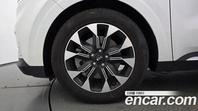 Kia Carnival (IV) Diesel 9-Seater Signature 2021 — фото 5