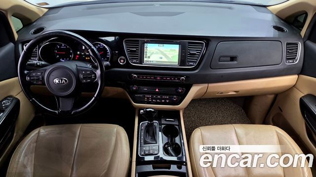 Kia Carnival 9-seater Noblesse 2015 — фото 7