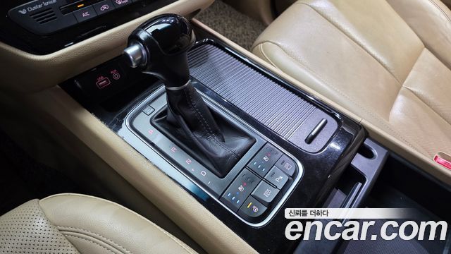 Kia Carnival 9-seater Noblesse 2015 — фото 9