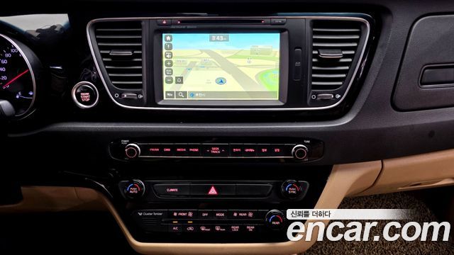 Kia Carnival 9-seater Noblesse 2015 — фото 14