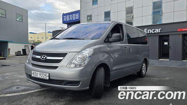 Hyundai Grand Starex 3-Seater VAN CVX Deluxe 2014 — фото 23