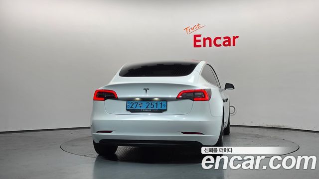 Tesla Model 3 Standard Range Plue RWD 2020 — фото 4