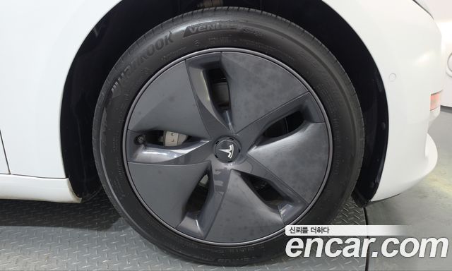 Tesla Model 3 Standard Range Plue RWD 2020 — фото 21