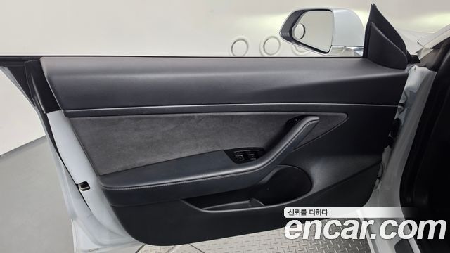 Tesla Model 3 Standard Range Plue RWD 2020 — фото 24