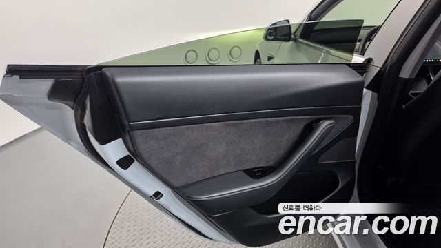 Tesla Model 3 Standard Range Plue RWD 2020 — фото 25