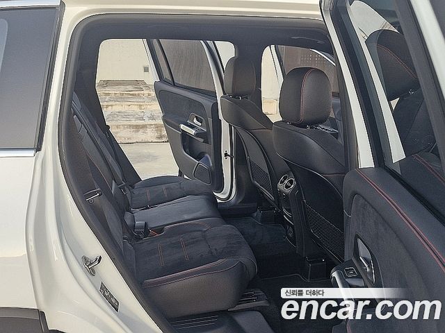 Mercedes-Benz GLB-Class (X247) GLB250 4MATIC 2022 — фото 24