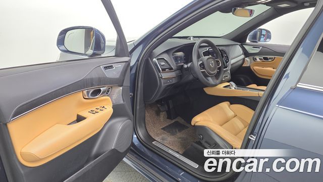 Volvo XC90 (II) T8 Ultimate Bright Hybrid 2023 — фото 10