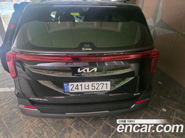 Kia Carnival (IV) HEV 7seater Gravity 2025 — фото 2