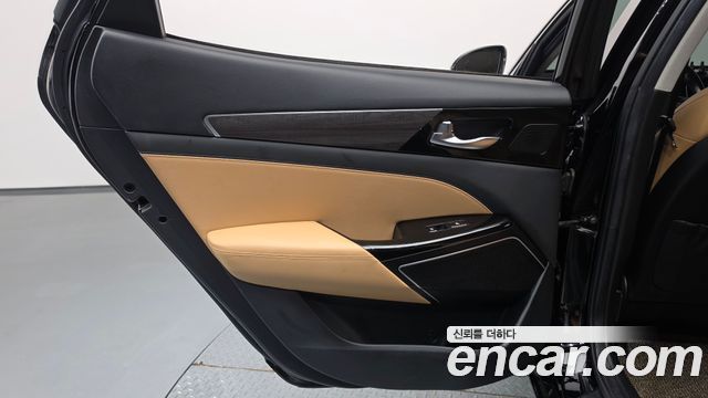 Kia K7 Premier 2.5 GDI Noblesse 2020 — фото 25