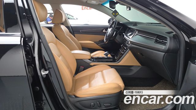 Kia K7 Premier 2.5 GDI Noblesse 2020 — фото 26