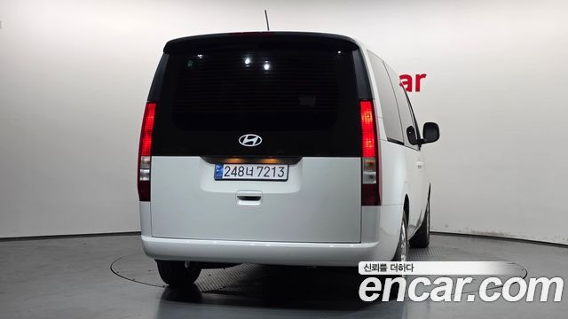 Hyundai Staria Tourer 9-Seater Modern 2025 — фото 4