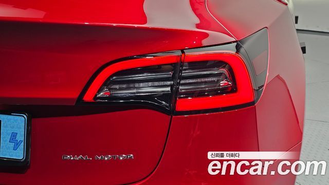 Tesla Model 3 Long Range AWD 2022 — фото 23