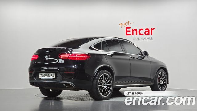 Mercedes-Benz GLC-Class (X253) GLC300 4MATIC AMG Line Coupe 2019 — фото 2