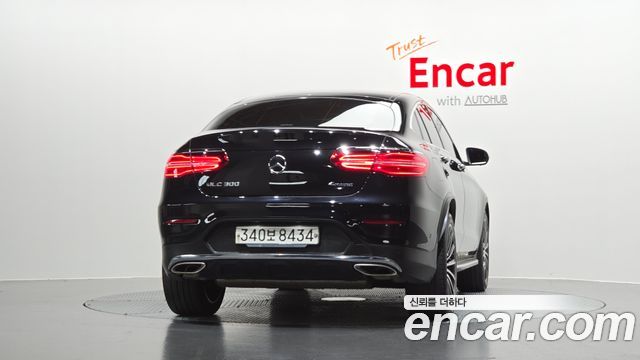 Mercedes-Benz GLC-Class (X253) GLC300 4MATIC AMG Line Coupe 2019 — фото 4