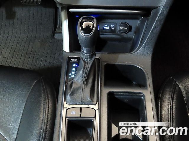 Hyundai Sonata (LF) 2.0 Style 2015 — фото 16