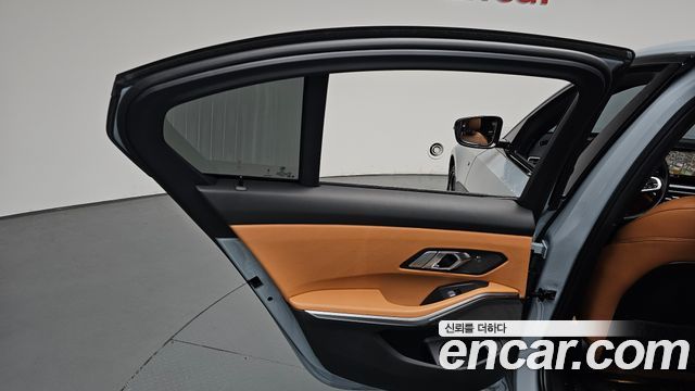 BMW 3 Series (G20) 320i M Sport 2023 — фото 25