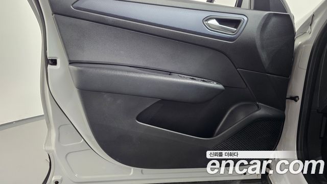 Renault Korea XM3 1.6 GTe LE 2021 — фото 24