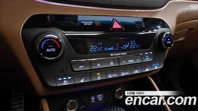 Hyundai Tucson Gasoline 1.6 turbo 2WD Premium 2018 — фото 31