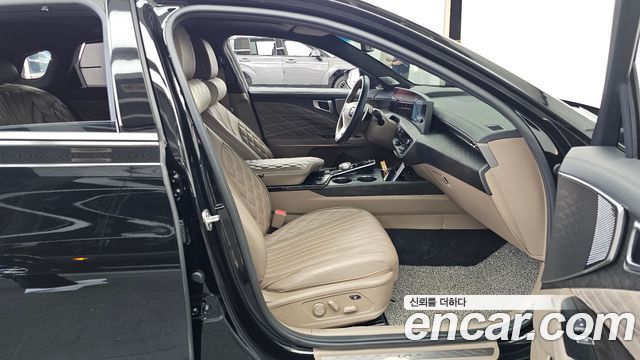 Kia K8 2.5 Gasoline 2WD Signature 2023 — фото 11