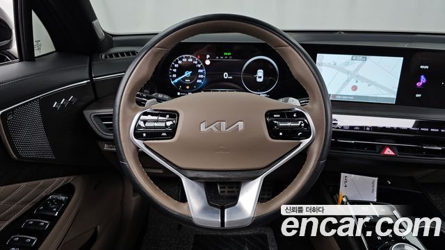 Kia K8 2.5 Gasoline 2WD Signature 2023 — фото 13
