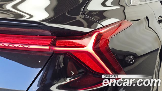 Kia K8 2.5 Gasoline 2WD Signature 2023 — фото 23