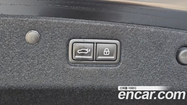 Kia K8 2.5 Gasoline 2WD Signature 2023 — фото 27