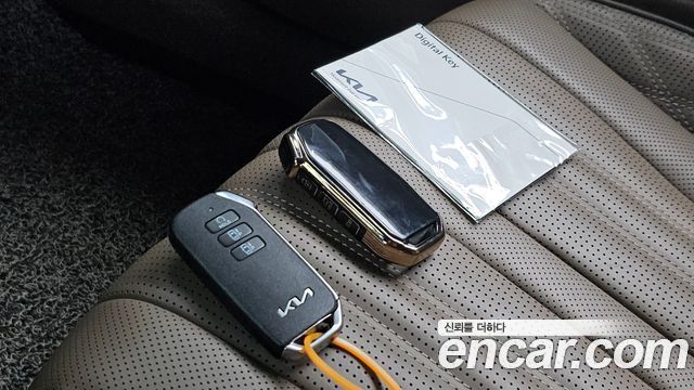 Kia K8 2.5 Gasoline 2WD Signature 2023 — фото 33