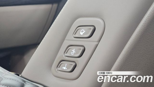 Kia K8 2.5 Gasoline 2WD Signature 2023 — фото 35