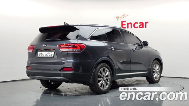 Kia Sorento Diesel 2.0 2WD Noblesse Special 2017 — фото 2