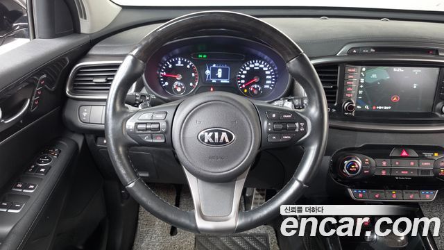 Kia Sorento Diesel 2.0 2WD Noblesse Special 2017 — фото 13