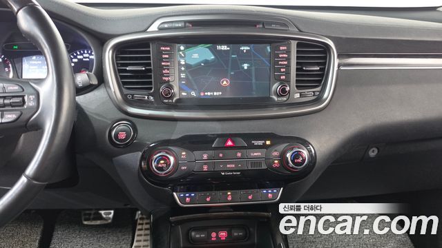 Kia Sorento Diesel 2.0 2WD Noblesse Special 2017 — фото 15
