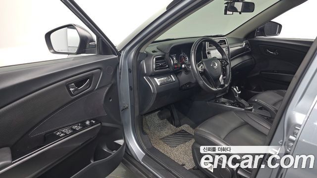 KG Mobility (SsangYong) Very New Tivoli Gasoline 1.5 2WD V3 2020 — фото 10