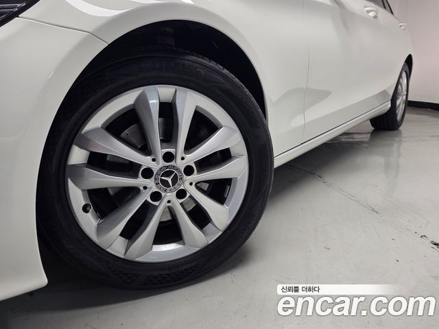 Mercedes-Benz C-Class (W205) C220 d Avantgarde 2019 — фото 24