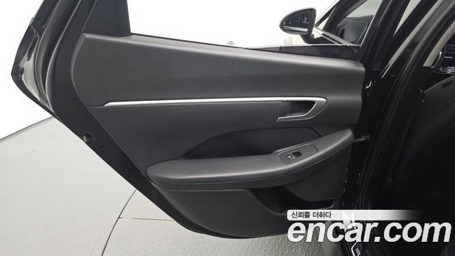 Hyundai Sonata (DN8) 2.0 Smart 2020 — фото 25