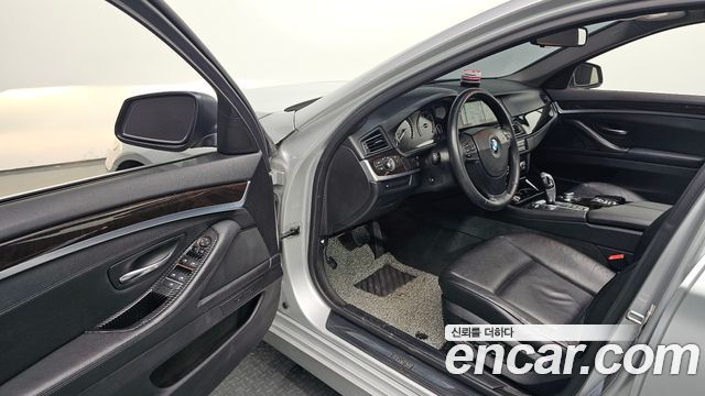 BMW 5 Series (F10) 520d 2012 — фото 10