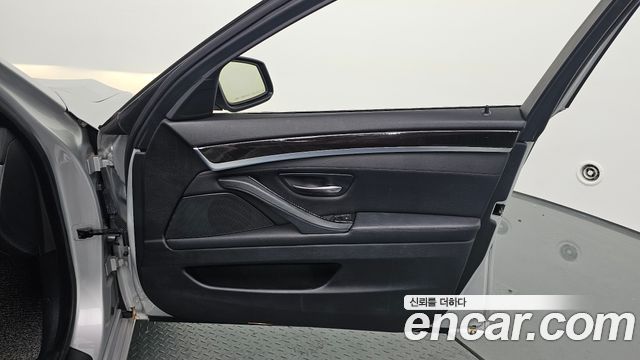 BMW 5 Series (F10) 520d 2012 — фото 24