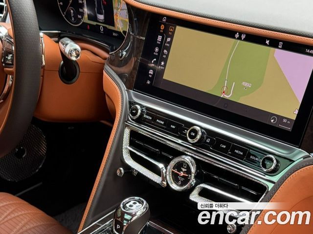 Bentley Flying Spur (III) 4.0 2021 — фото 10