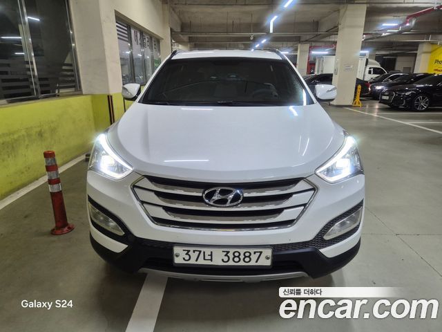 Hyundai Santa Fe (DM) Diesel(e-VGT) 2.0 2WD Premium