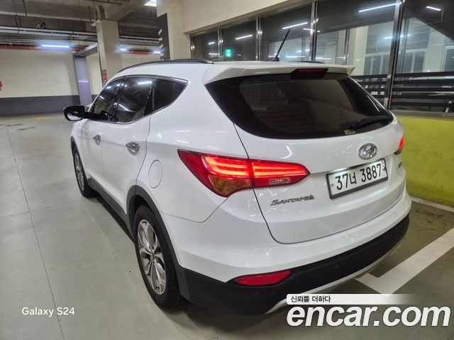 Hyundai Santa Fe (DM) Diesel(e-VGT) 2.0 2WD Premium 2013 — фото 4