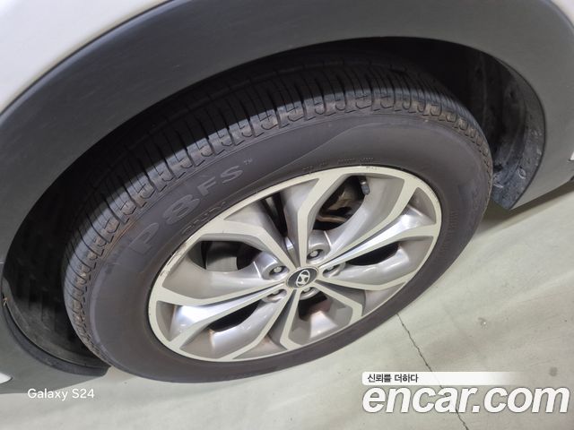Hyundai Santa Fe (DM) Diesel(e-VGT) 2.0 2WD Premium 2013 — фото 5