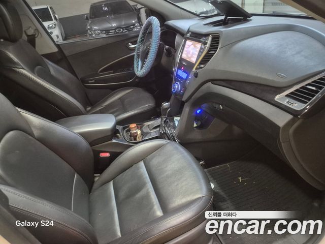 Hyundai Santa Fe (DM) Diesel(e-VGT) 2.0 2WD Premium 2013 — фото 10