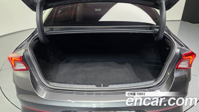 Kia K5 (III) 2.0 LPI Signature 2022 — фото 20