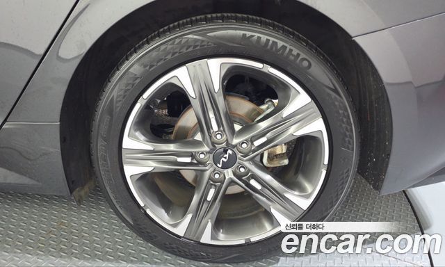 Kia K5 (III) 2.0 LPI Signature 2022 — фото 21