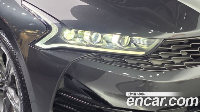 Kia K5 (III) 2.0 LPI Signature 2022 — фото 22