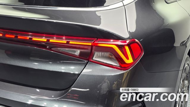 Kia K5 (III) 2.0 LPI Signature 2022 — фото 23
